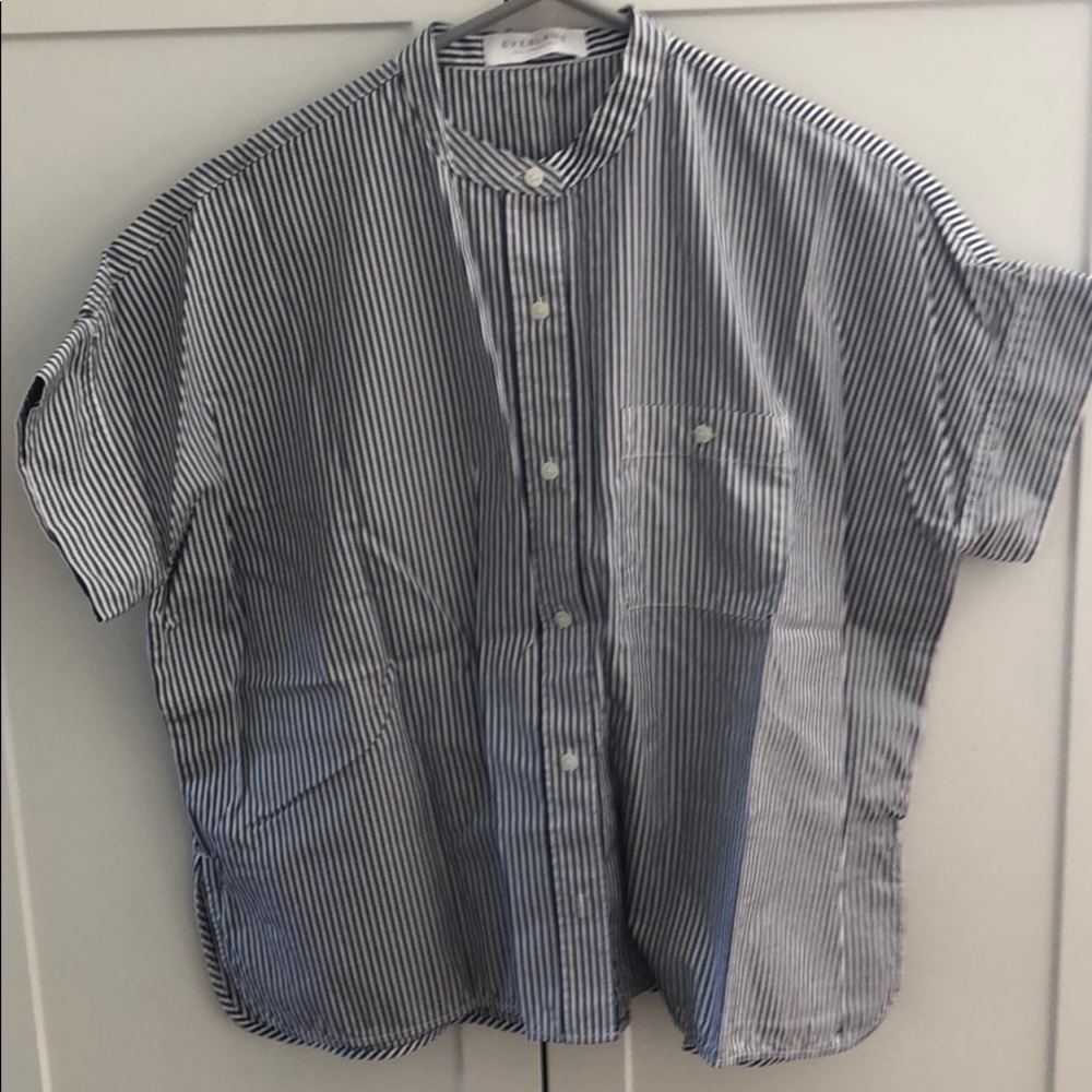 Everlane collarless box shirt
